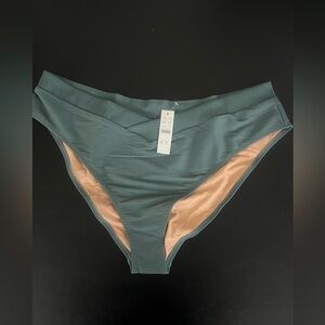 J Crew Green Ribbed Swim Bottoms. 2X NWT